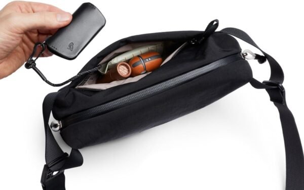 Bellroy Lite Sling Mini - Black - Image 3