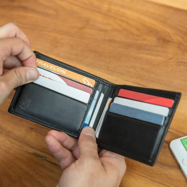 Travelon RFID Blocking Billfold Travel Wallet - Image 3