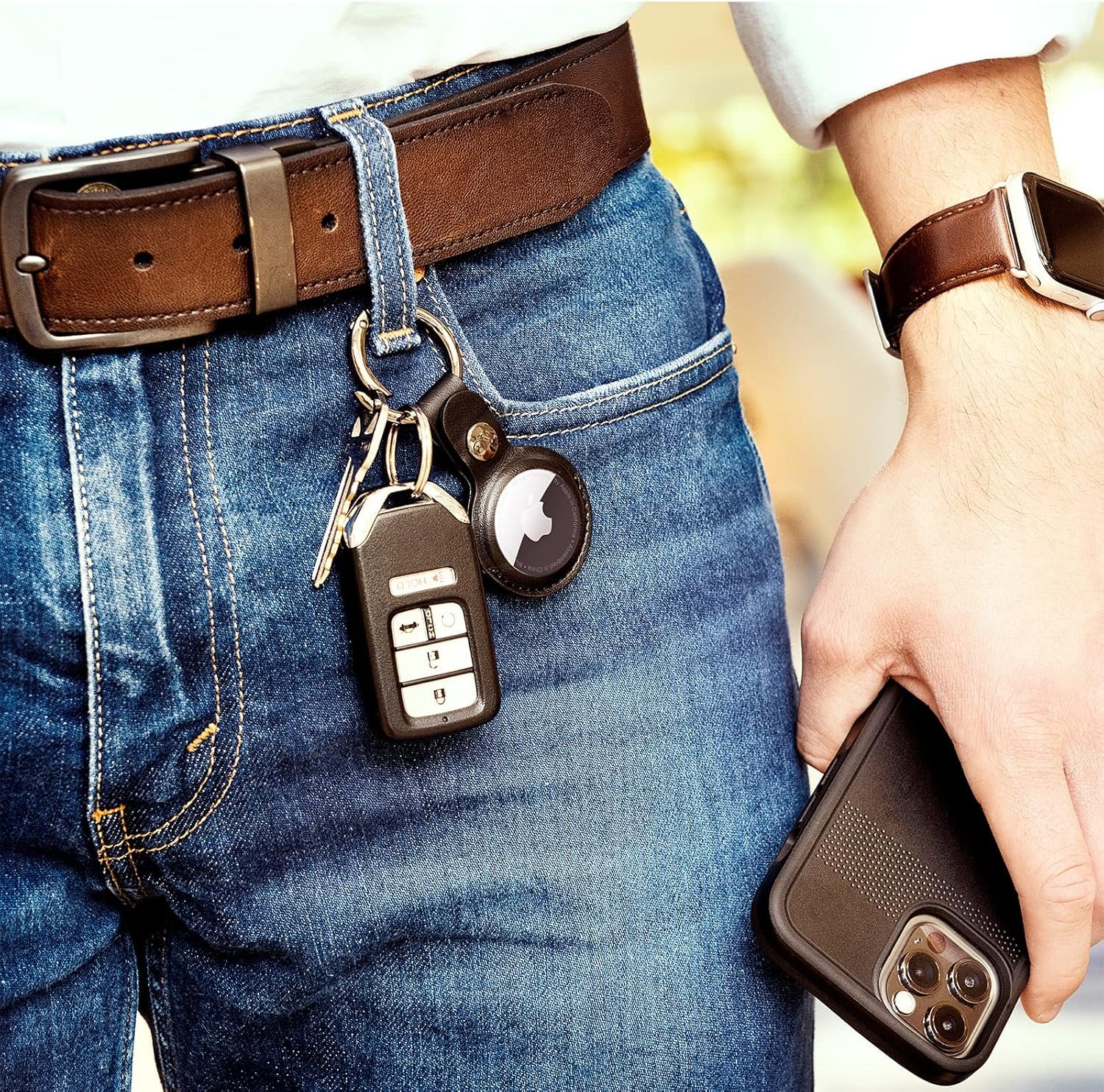 Case-Mate AirTag Keychain Holder - Durable Vegan Leather Air Tag Key Ring w/ Heavy Duty Ring Clip - Protective Case for AirTag Holder for Dog Collar, Keys, Luggage, Backpack - Black - Image 5